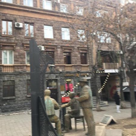 Yerevan, Abovyan 34 My Street 外观 照片